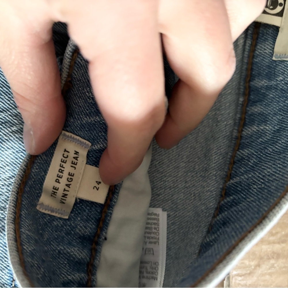 Madewell the perfect vintage jeans size 24 light wash raw hem high rise - Picture 8 of 10